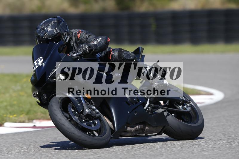 /Archiv-2025/48 25.08.2025 Cornu Master School ADR/gruen-vert/88